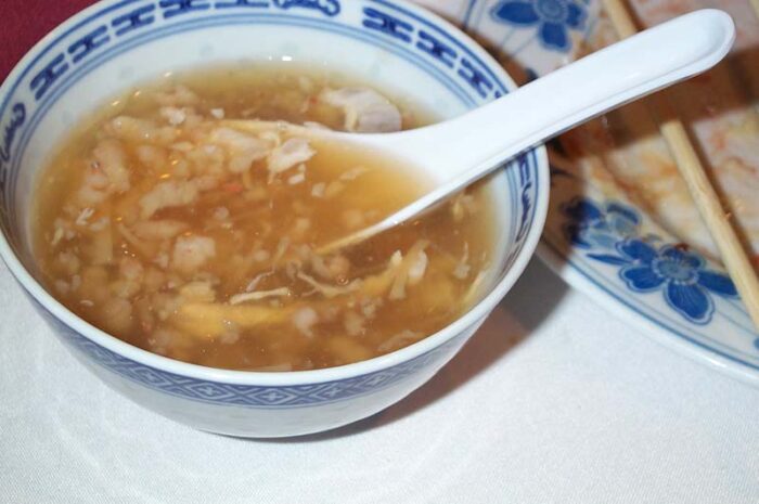 sopa de nido de golondrina con pollo - Comida china en Albacete