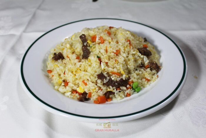 Arroz frito con ternera - Restaurante Gran Muralla Albacete