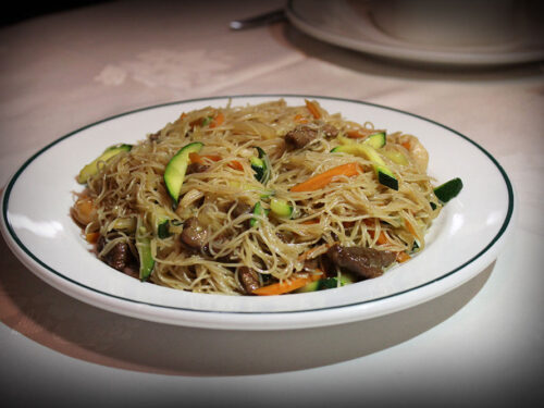 Fideos chinos con tres delicias | Restaurante Gran Muralla Albacete